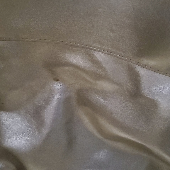 Michael Kors Black Snake Skin Tote | Gold Hardware | Shoulder Bag | OS - Picture 7 of 7